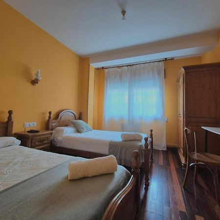 Hostal Galicia Monforte De Lemos Exteriér fotografie